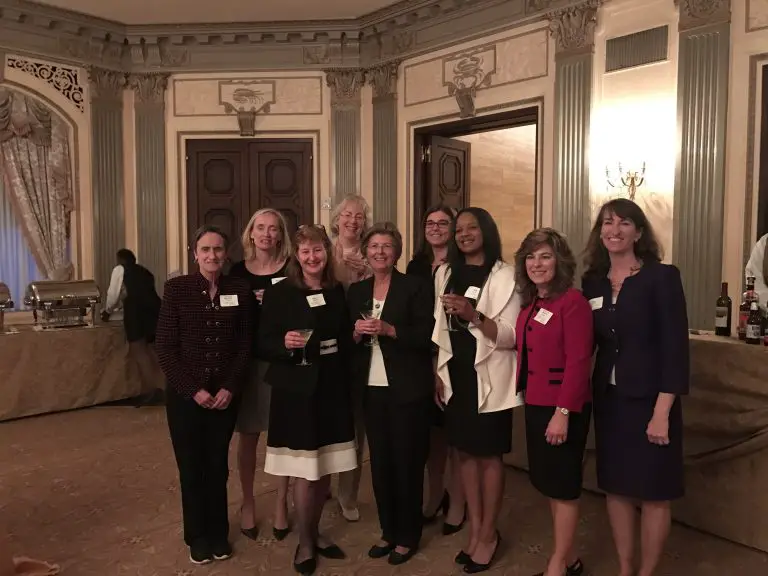 Women in IP law  community honor outgoing federal judge Sue Robinson